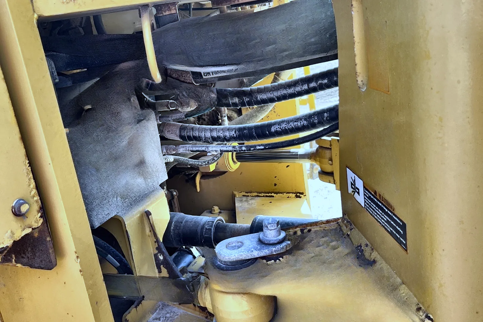 2015 DEERE 824K - view 19 of 47