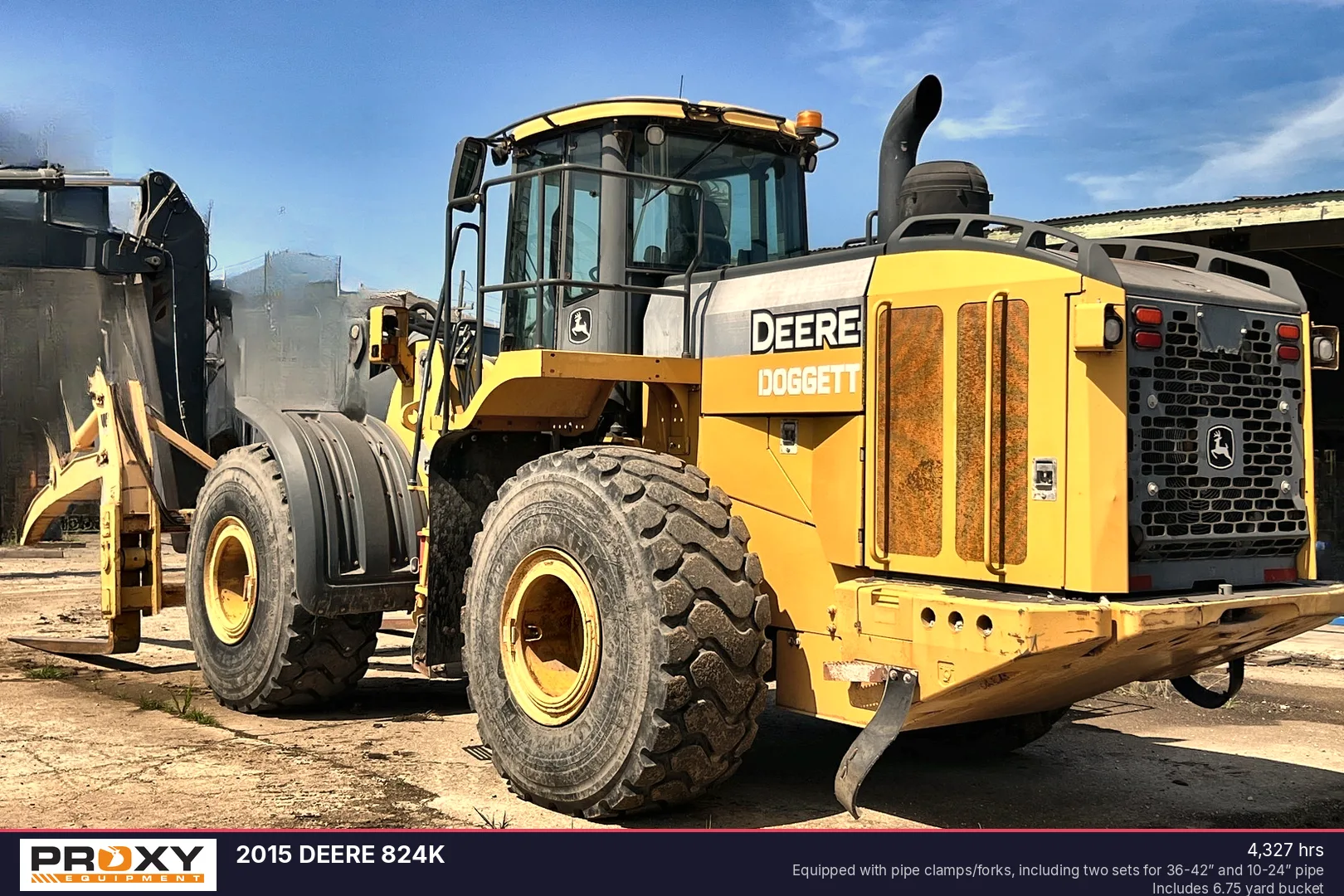 2015 DEERE 824K - view 4 of 47