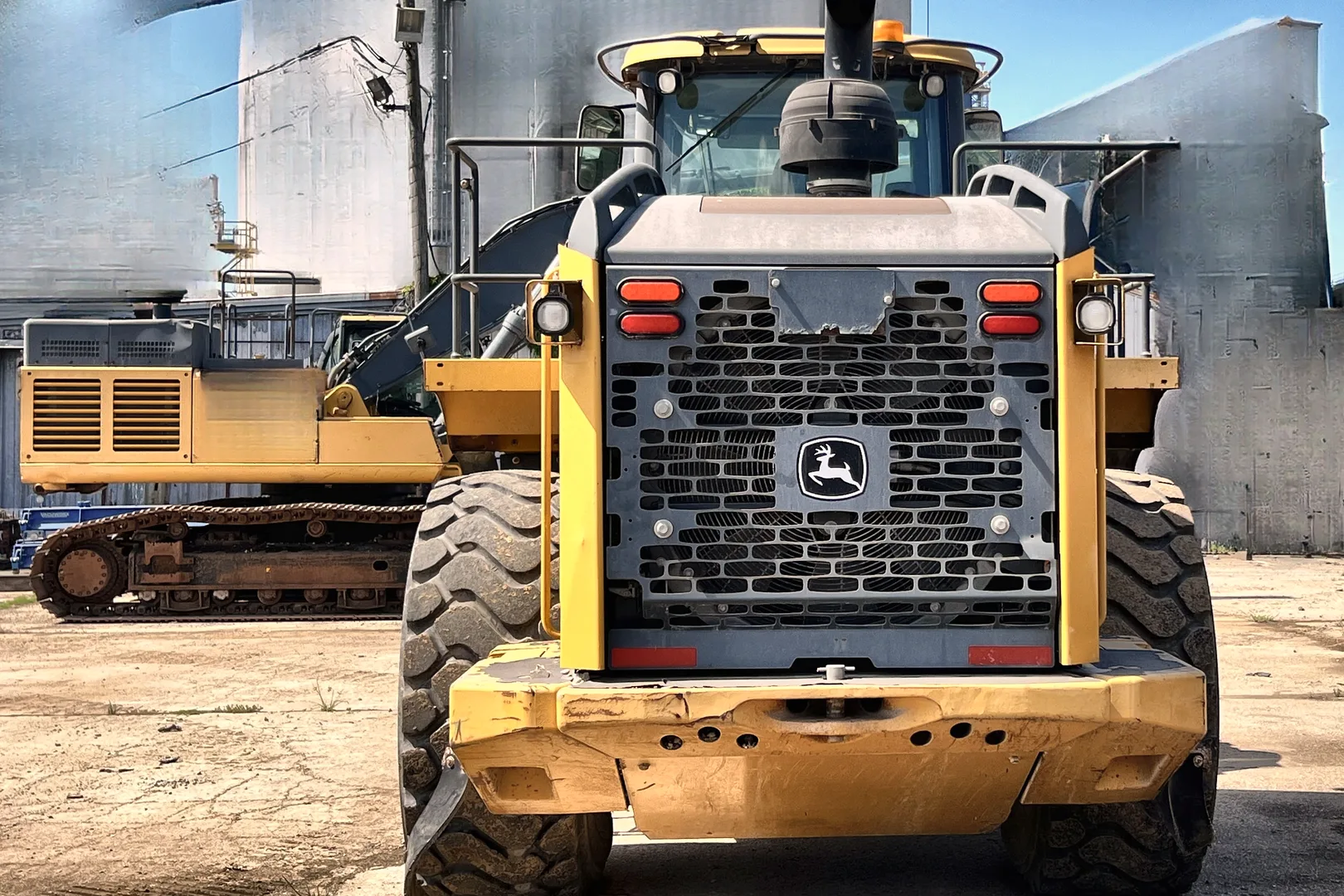 2015 DEERE 824K - view 13 of 47