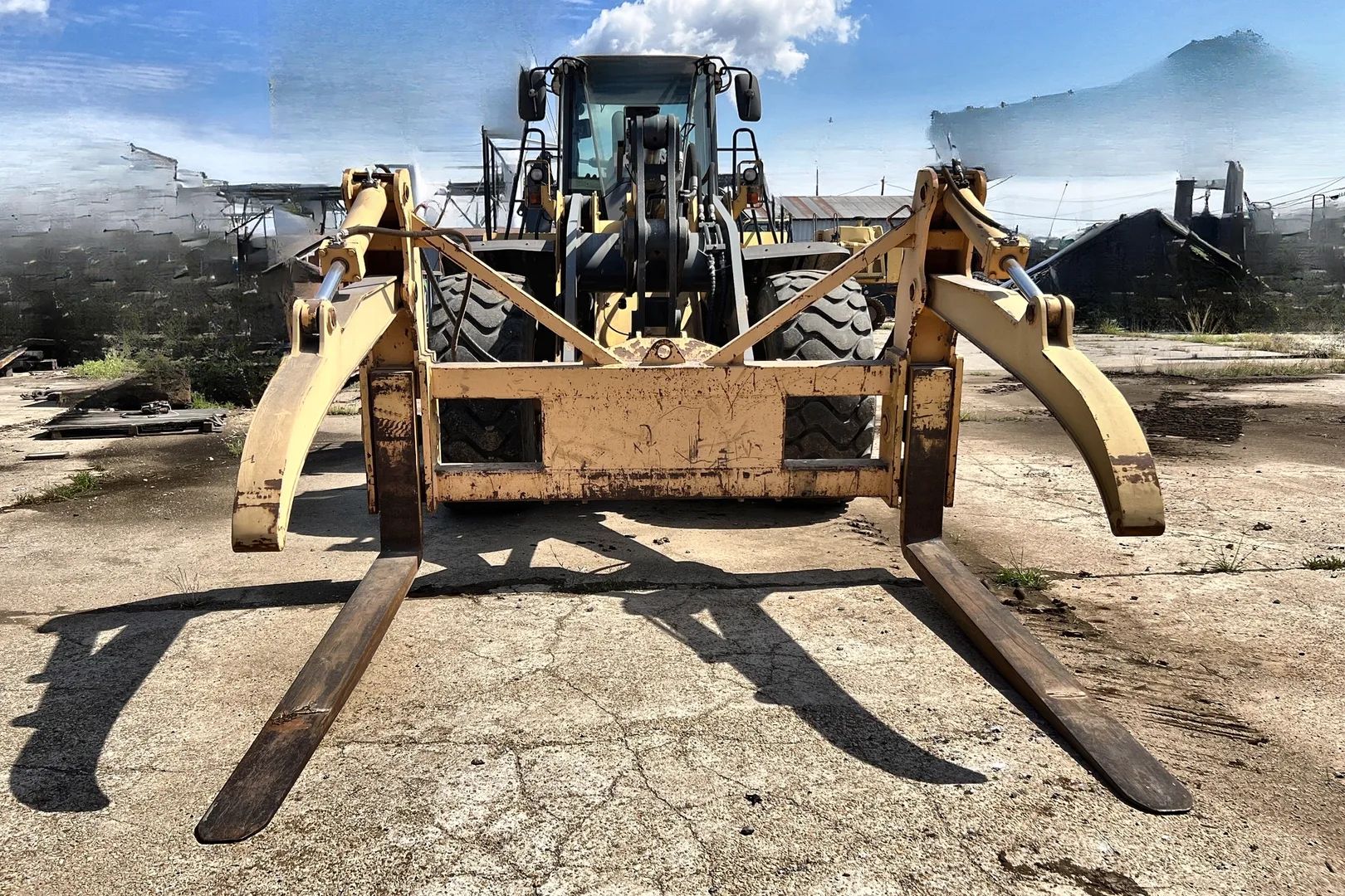 2015 DEERE 824K - view 11 of 47