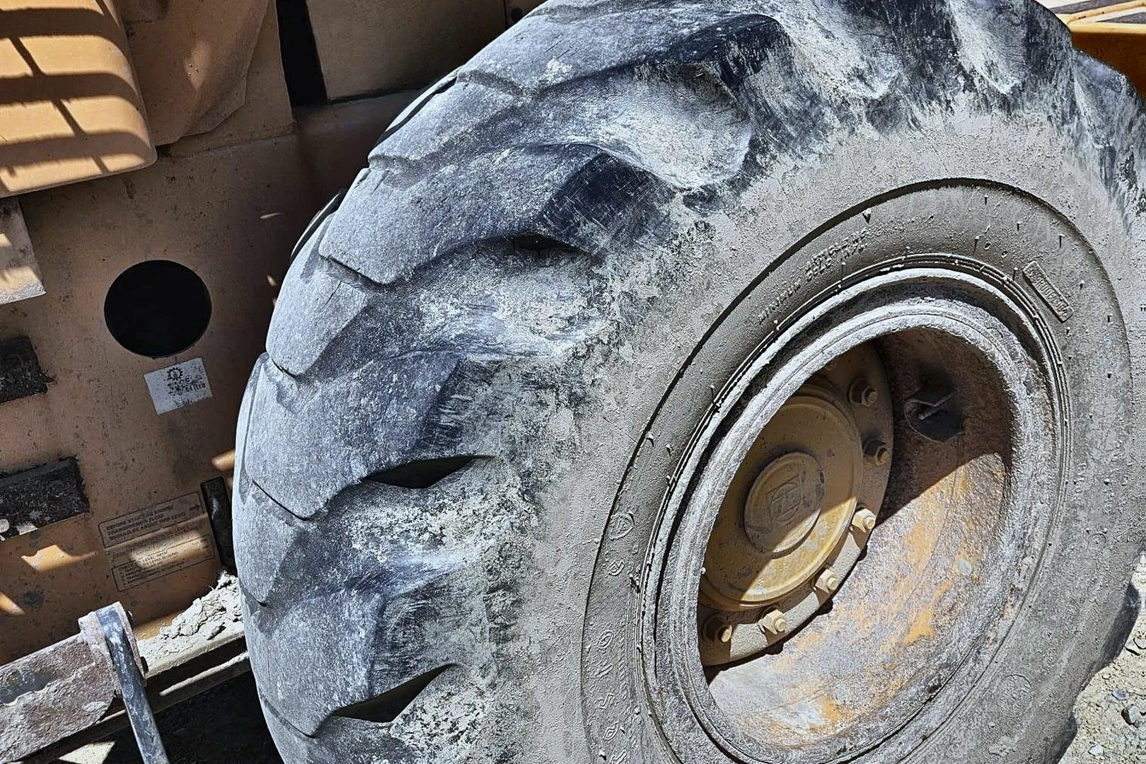 2000 CASE 621C - view 17 of 23