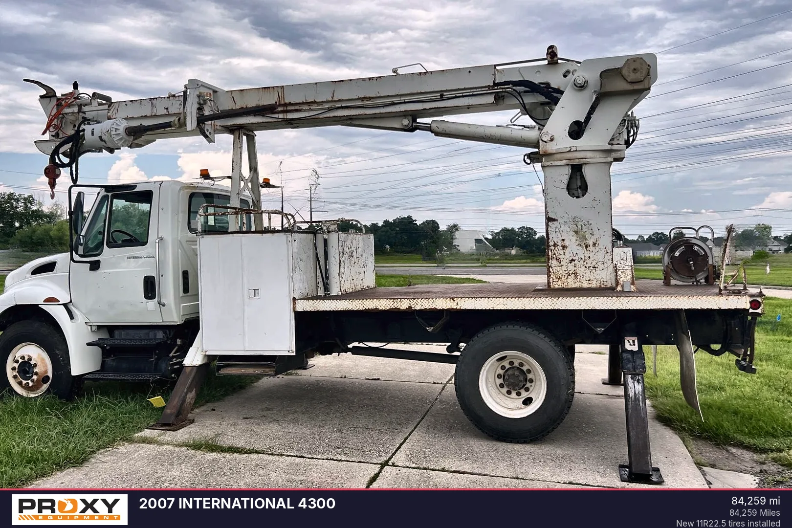 2007 INTERNATIONAL 4300 - view 3 of 45