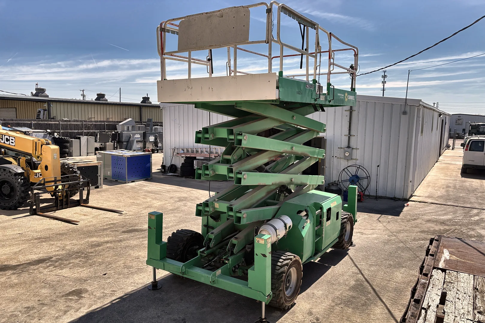 2016 JLG 4394RT - view 6 of 37