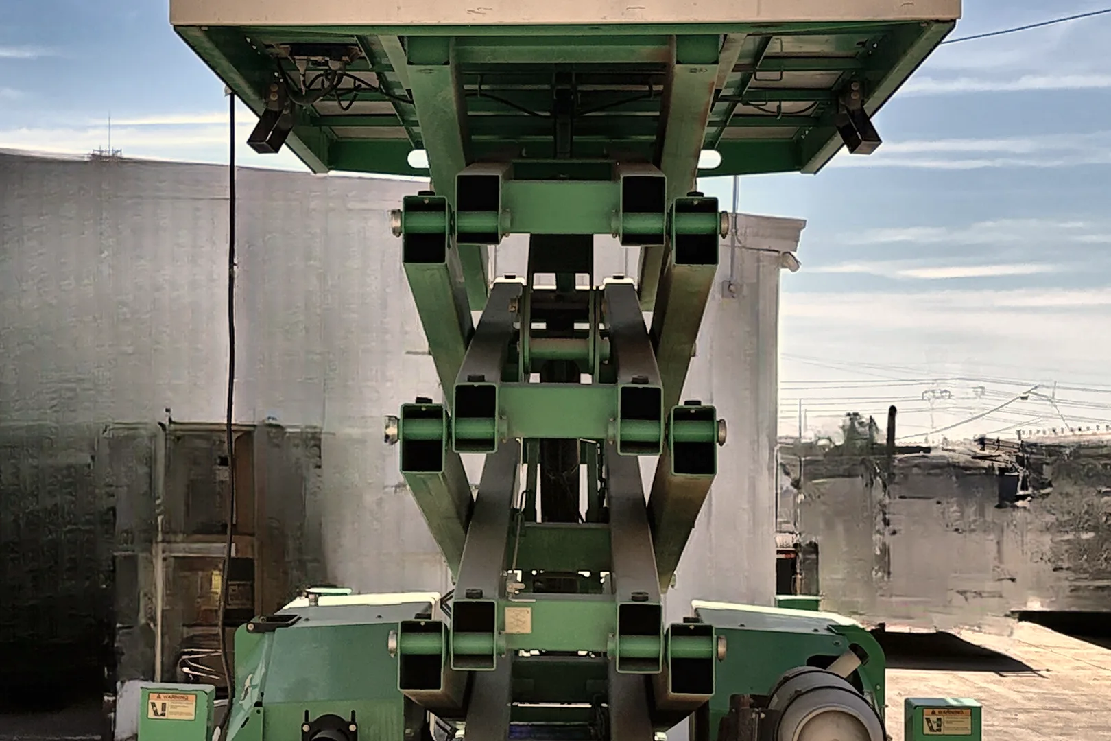 2016 JLG 4394RT - view 5 of 37