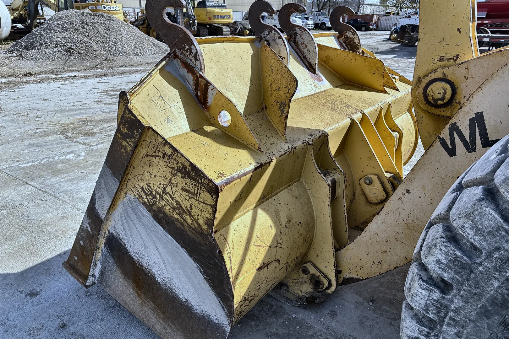 2001 Komatsu  WA380-5L - view 11 of 50