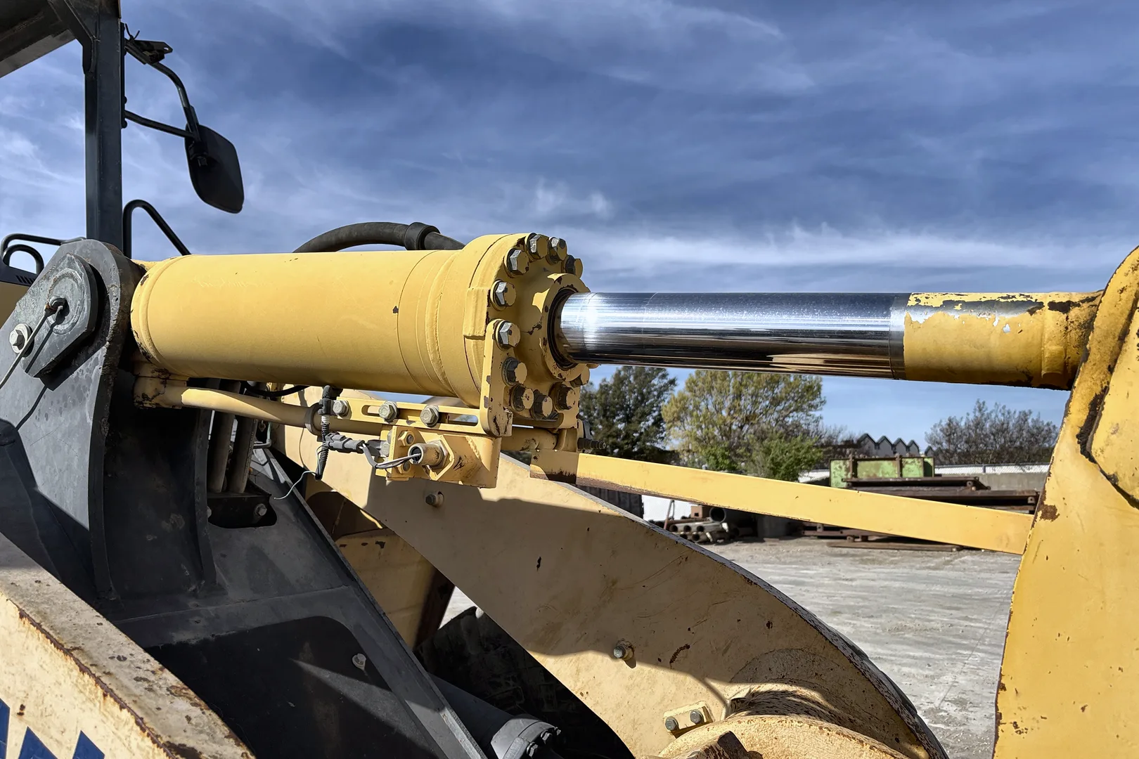 2001 Komatsu  WA380-5L - view 15 of 50