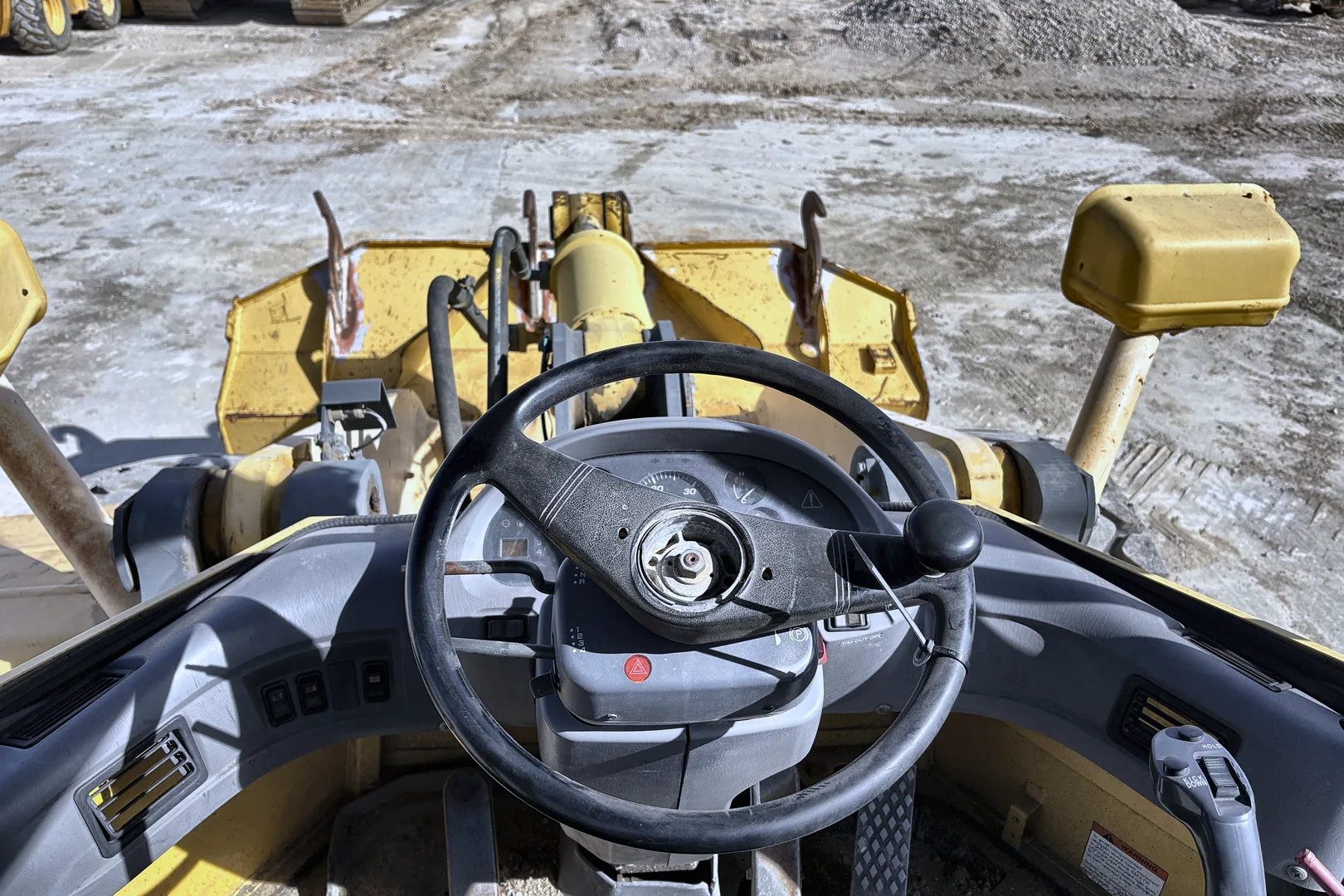 2001 Komatsu  WA380-5L - view 19 of 50