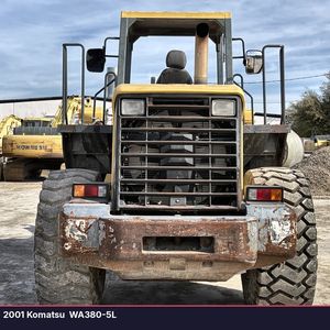 2001 Komatsu  WA380-5L - view 3 of 50