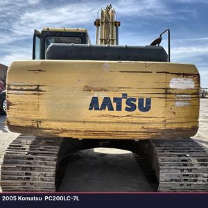 2005 Komatsu PC200LC-7L - view 3 of 47