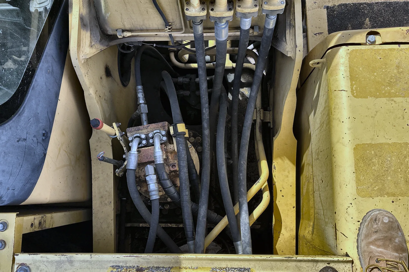 2008 KOMATSU PC200LC-7 - view 17 of 48