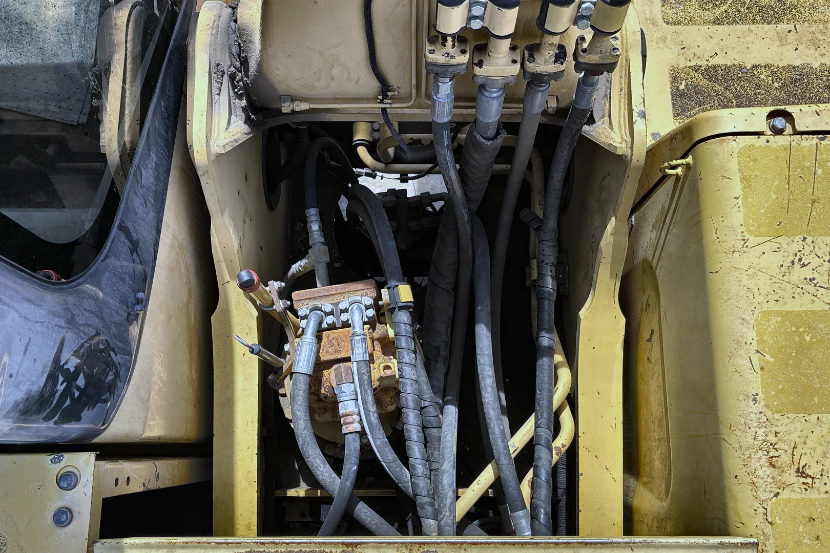 2008 KOMATSU PC200LC-7 - view 19 of 44