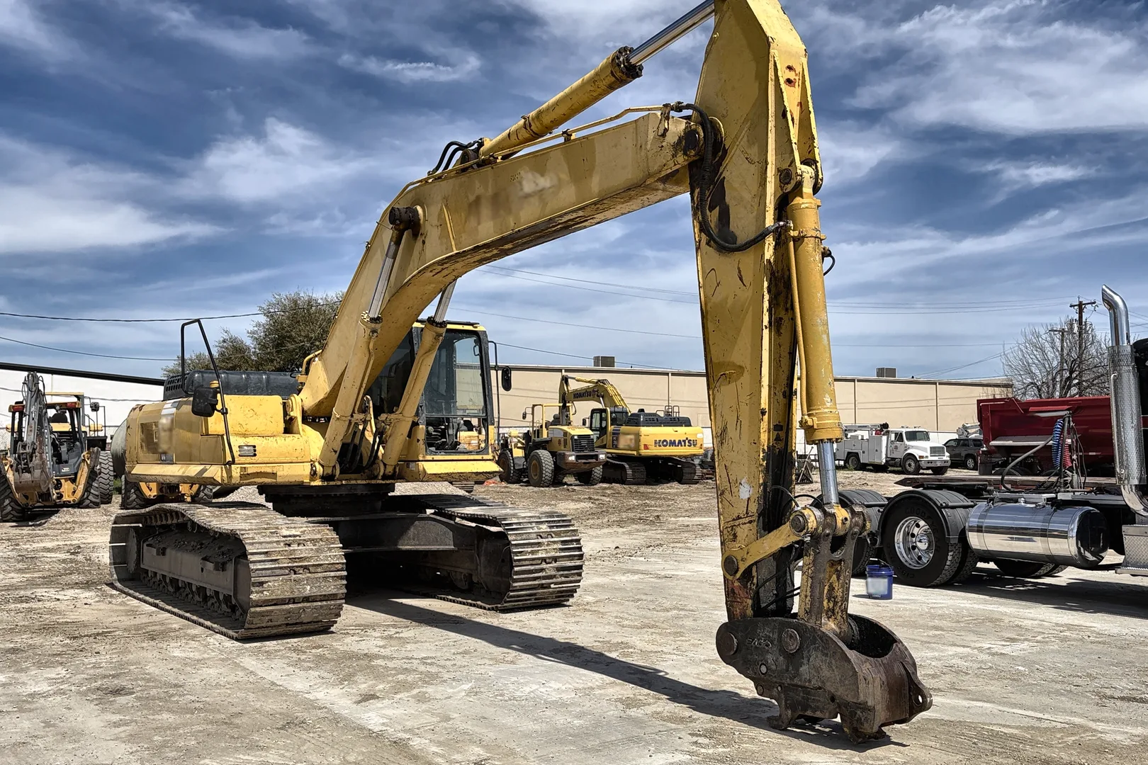 2001 KOMATSU PC400LC-7 - view 8 of 49